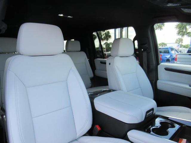 2025 Chevrolet Suburban Vehicle Photo in LEESBURG, FL 34788-4022