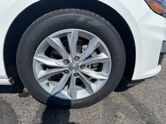2025 Chevrolet Malibu Vehicle Photo in MANHATTAN, KS 66502-5036