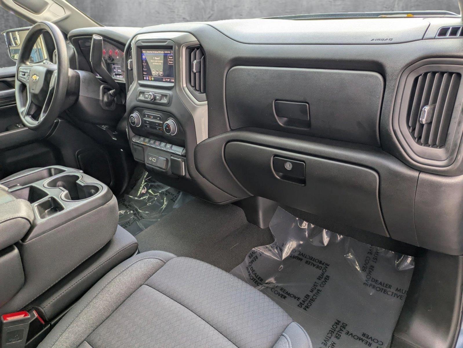 2024 Chevrolet Silverado 1500 Vehicle Photo in GREENACRES, FL 33463-3207