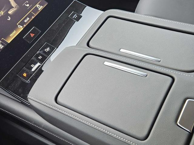 2025 INFINITI QX80 Vehicle Photo in Fort Worth, TX 76132