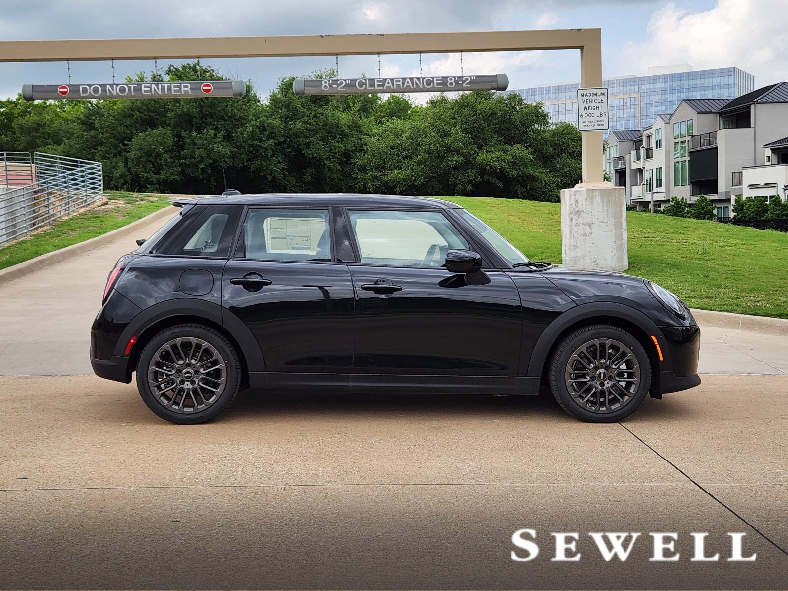 2025 MINI Cooper S Hardtop 4 Door Vehicle Photo in PLANO, TX 75024