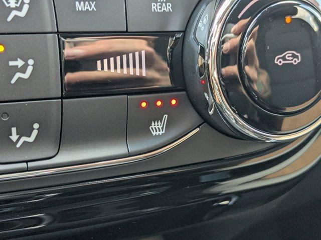 2025 Chevrolet Trax Vehicle Photo in BRUNSWICK, GA 31525-1881