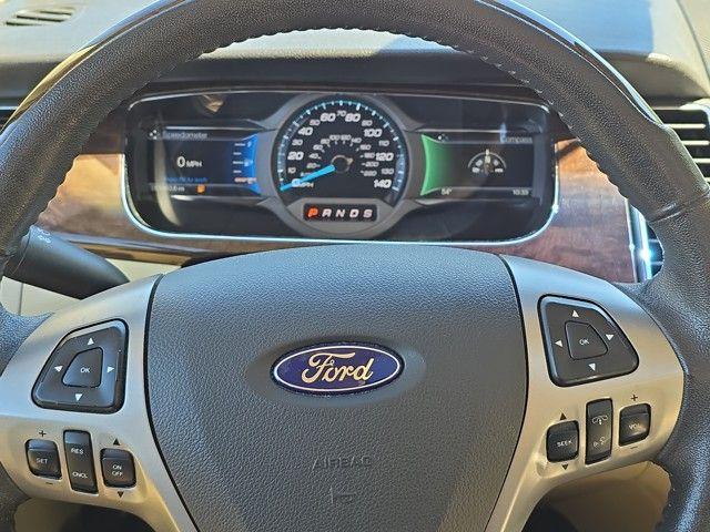 2017 Ford Taurus Vehicle Photo in Pleasant Hills, PA 15236