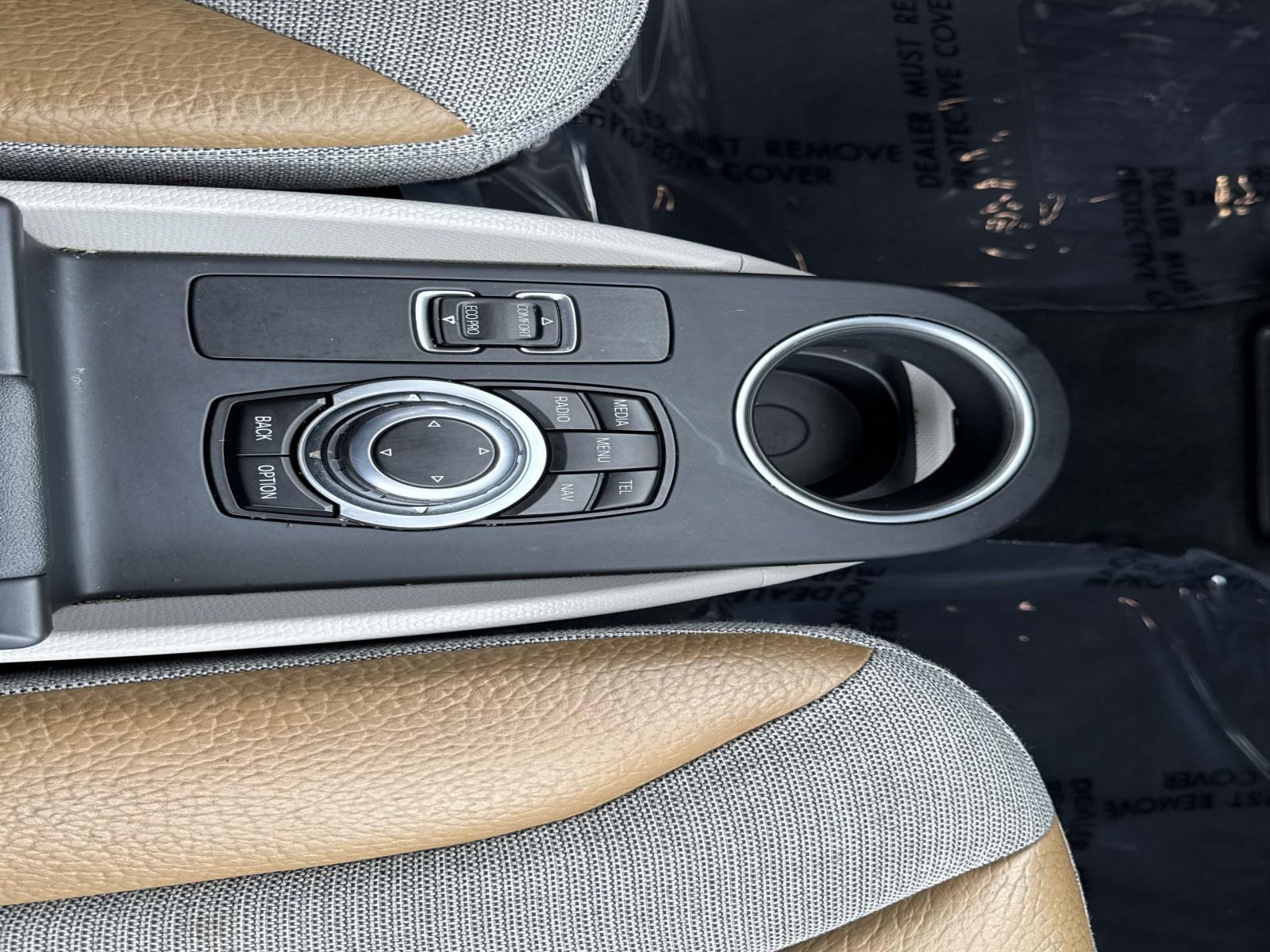 2014 BMW i3 Vehicle Photo in LOS ANGELES, CA 90007-3794