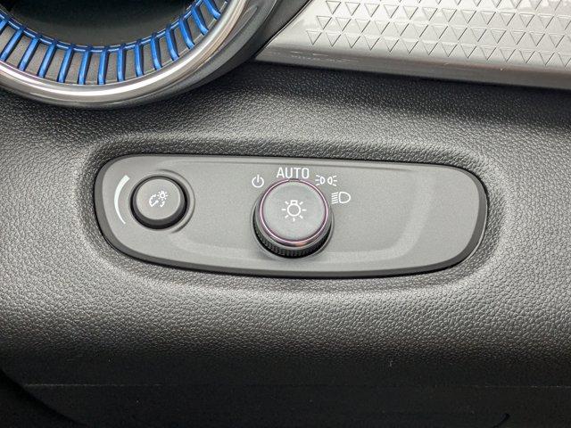 2025 Chevrolet Trax Vehicle Photo in BRUNSWICK, GA 31525-1881