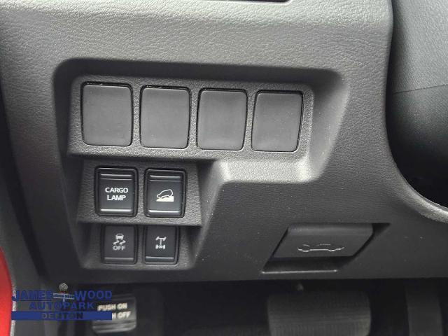 2024 Nissan Frontier Vehicle Photo in DENTON, TX 76210-9321