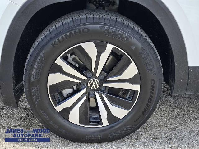 2025 Volkswagen Atlas Vehicle Photo in DENTON, TX 76210-9321