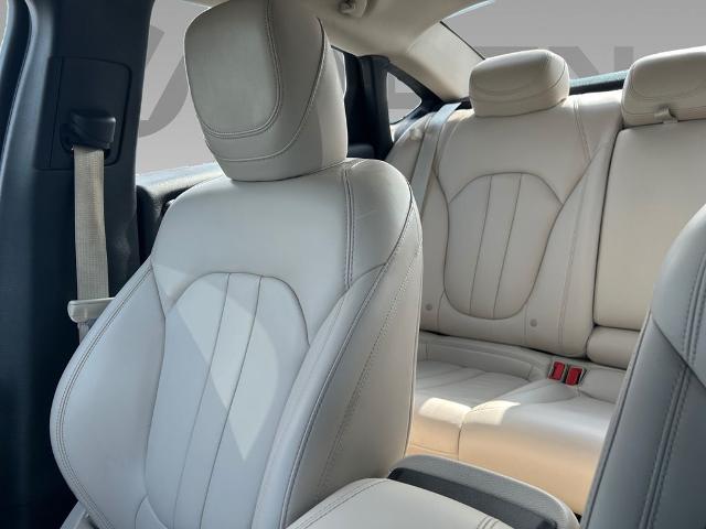 2017 Chrysler 200 Vehicle Photo in BEAUFORT, SC 29906-4218