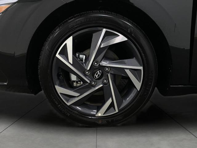 2024 Hyundai ELANTRA Vehicle Photo in Appleton, WI 54913