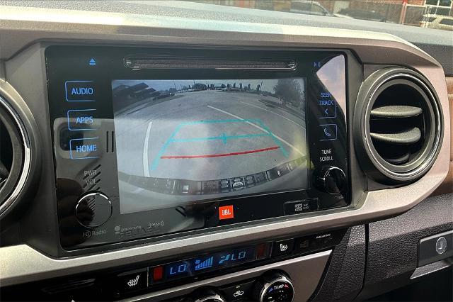 2018 Toyota Tacoma Vehicle Photo in Houston, TX 77007
