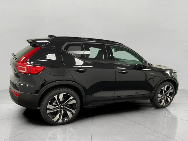 2025 Volvo XC40 Vehicle Photo in Appleton, WI 54913