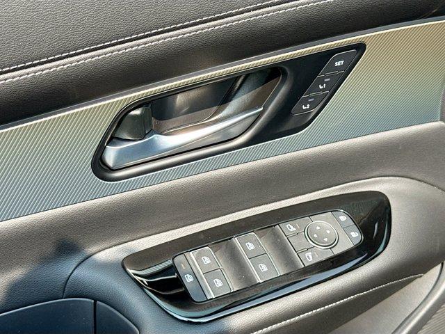 2025 Nissan Murano Vehicle Photo in Flemington, NJ 08822