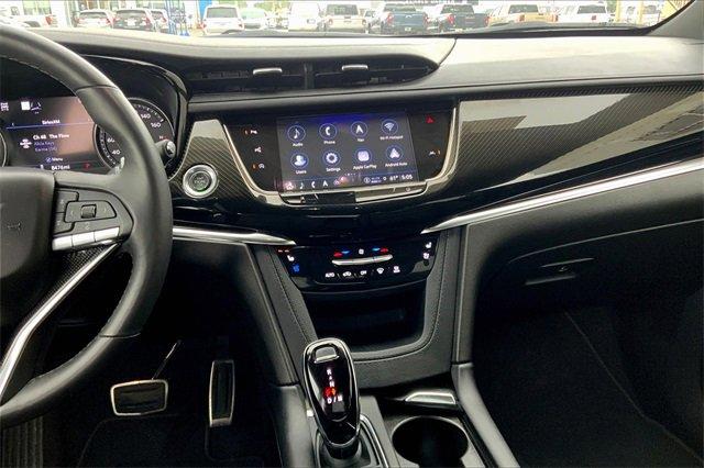 2023 Cadillac XT6 Vehicle Photo in TOPEKA, KS 66609-0000