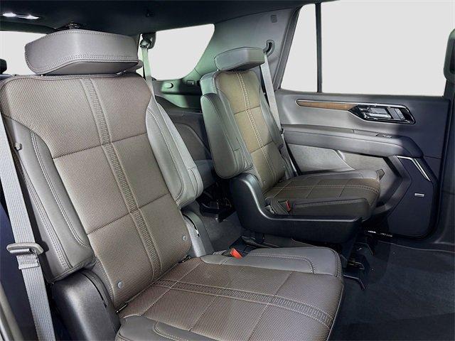 2025 Chevrolet Tahoe Vehicle Photo in PUYALLUP, WA 98371-4149