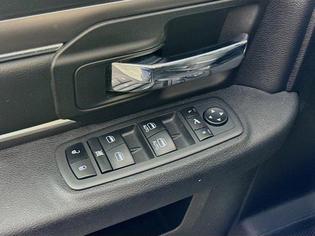 2021 Ram 1500 Classic Vehicle Photo in Flemington, NJ 08822