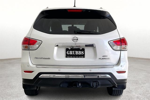 2016 Nissan Pathfinder Vehicle Photo in Grapevine, TX 76051