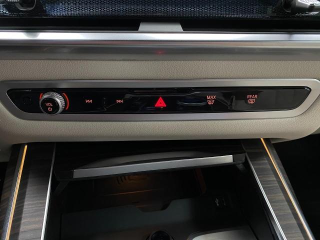 2025 BMW X7 xDrive40i Vehicle Photo in Appleton, WI 54913
