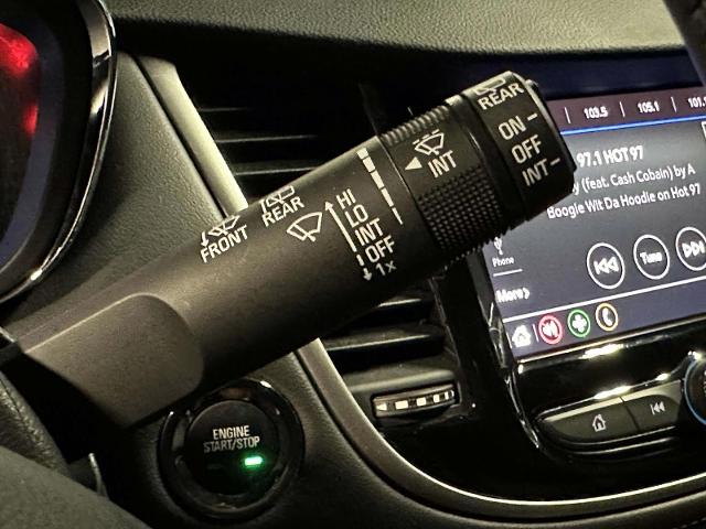 2022 Chevrolet Trax Vehicle Photo in Roslyn, NY 11576