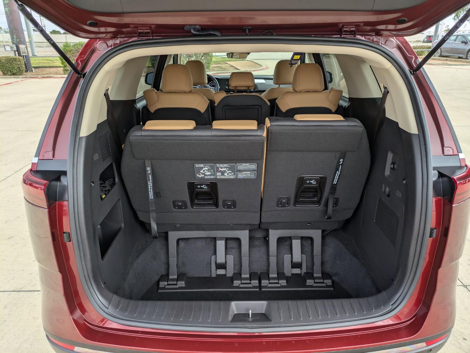 2024 Kia Carnival Vehicle Photo in SELMA, TX 78154-1460