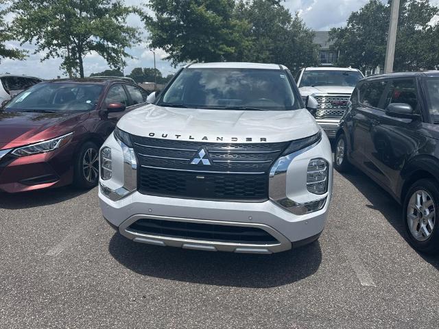 2024 Mitsubishi Outlander Vehicle Photo in Savannah, GA 31419