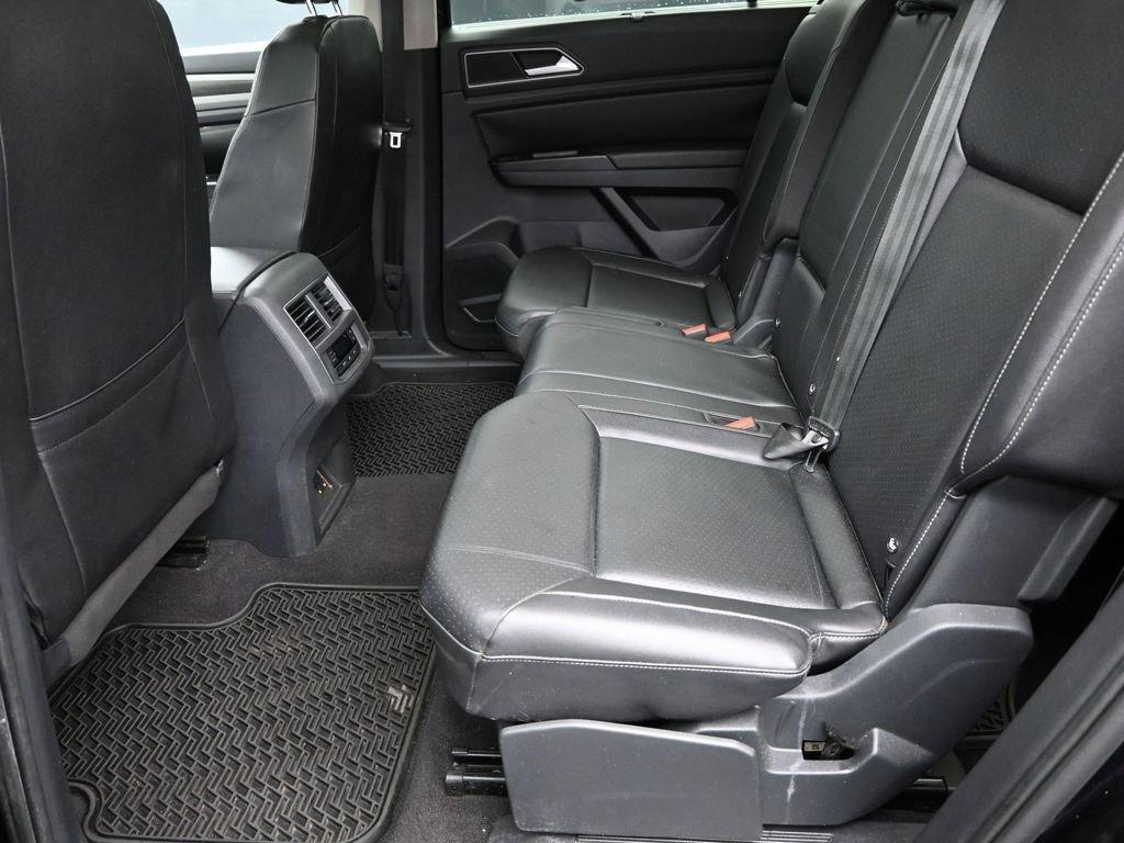 2019 Volkswagen Atlas Vehicle Photo in Marion, IA 52302