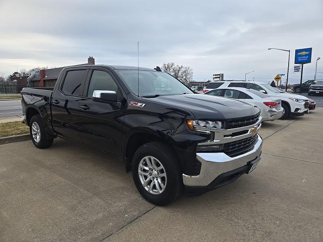 Used 2019 Chevrolet Silverado 1500 LT with VIN 3GCUYDED2KG265241 for sale in Republic, MO