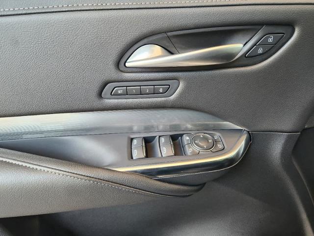 2025 Cadillac XT4 Vehicle Photo in HOUSTON, TX 77079