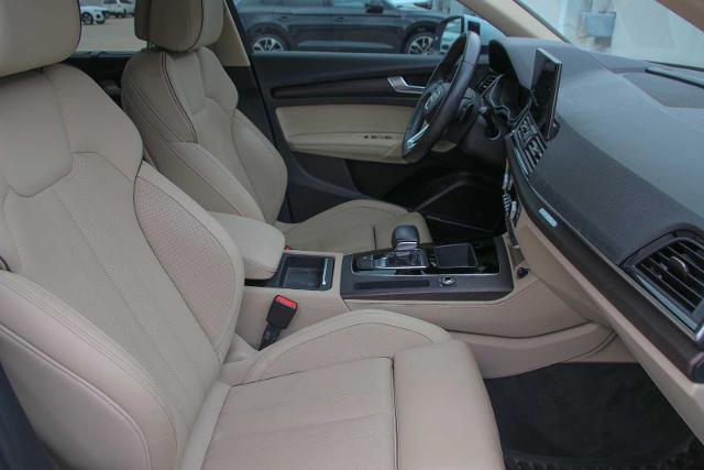 2022 Audi Q5 Vehicle Photo in SUGAR LAND, TX 77478