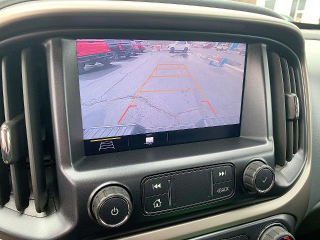 2022 Chevrolet Colorado Vehicle Photo in MOON TOWNSHIP, PA 15108-2571