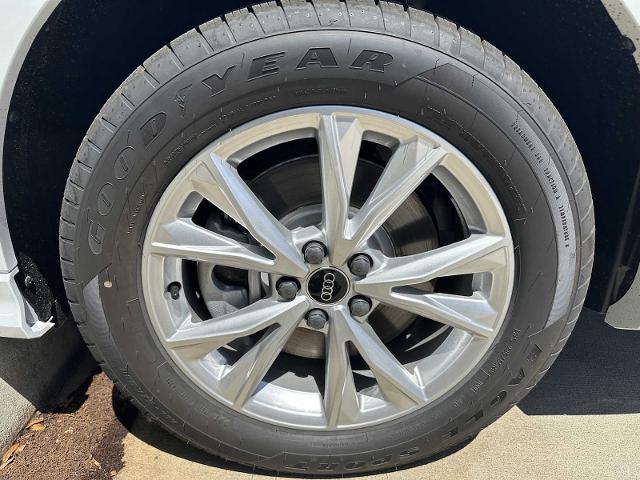 2025 Audi Q3 Vehicle Photo in HOUSTON, TX 77090