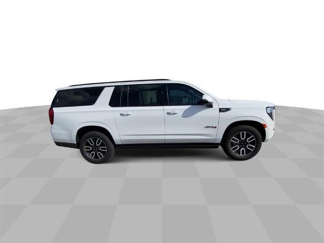 2022 GMC Yukon XL Vehicle Photo in Greenville, TX 75402