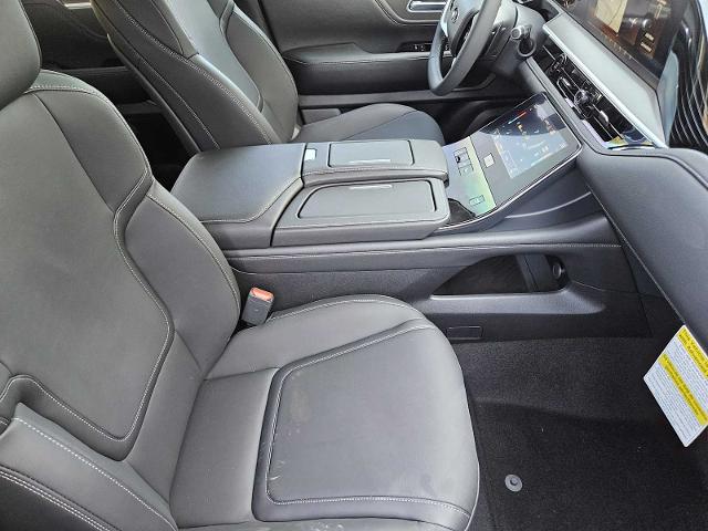 2025 INFINITI QX80 Vehicle Photo in Fort Worth, TX 76132