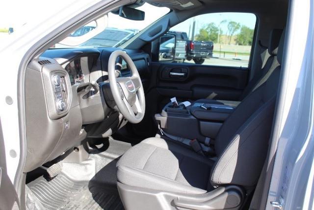2025 GMC Sierra 2500 HD Vehicle Photo in Greenville, TX 75402