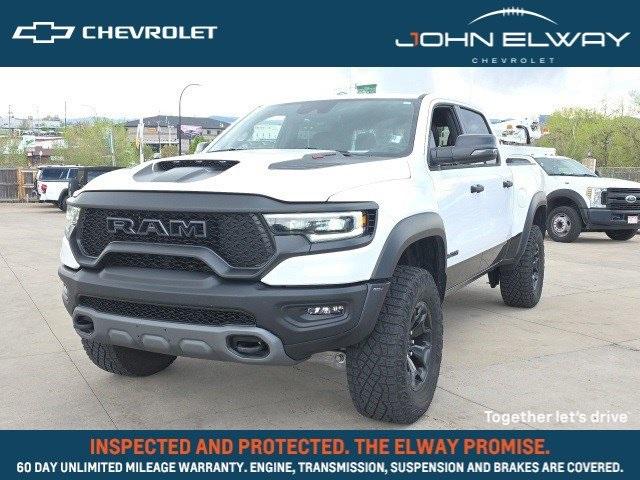 2024 Ram 1500 Vehicle Photo in ENGLEWOOD, CO 80113-6708
