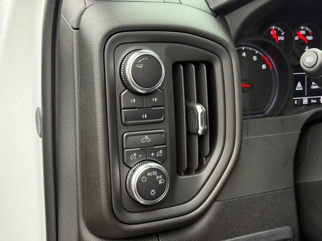2025 GMC Sierra 3500 HD Vehicle Photo in COLUMBIA, MO 65203-3903