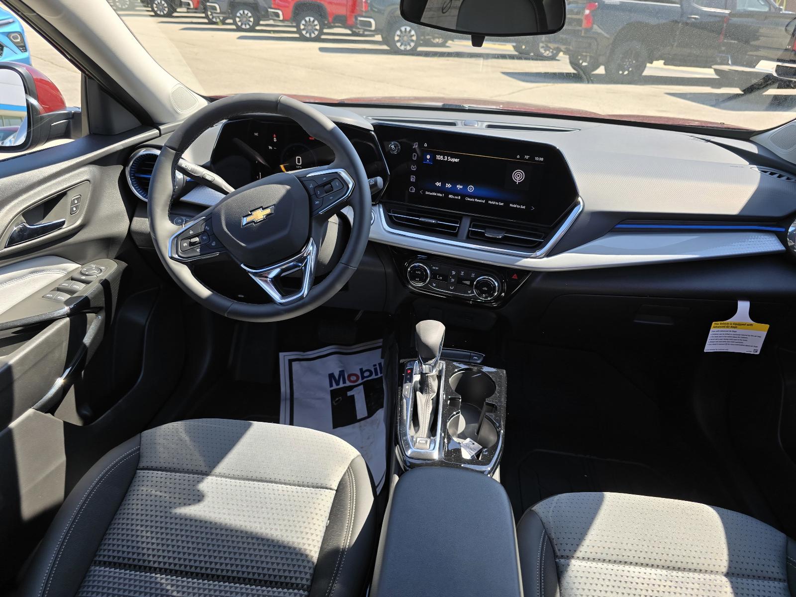 2025 Chevrolet Trax Vehicle Photo in Rolla, MO 65401