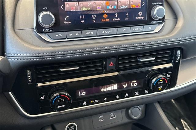 2022 Nissan Rogue Vehicle Photo in ELK GROVE, CA 95757-8703