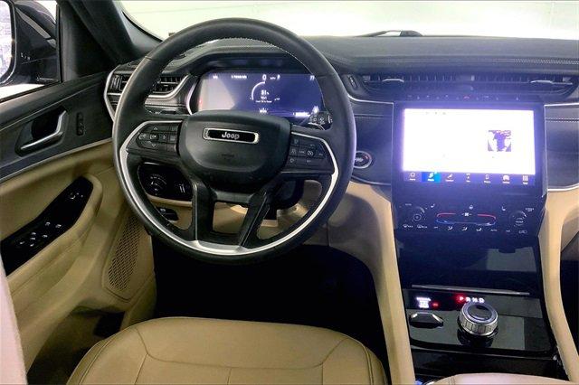 2023 Jeep Grand Cherokee L Vehicle Photo in KANSAS CITY, MO 64114-4545