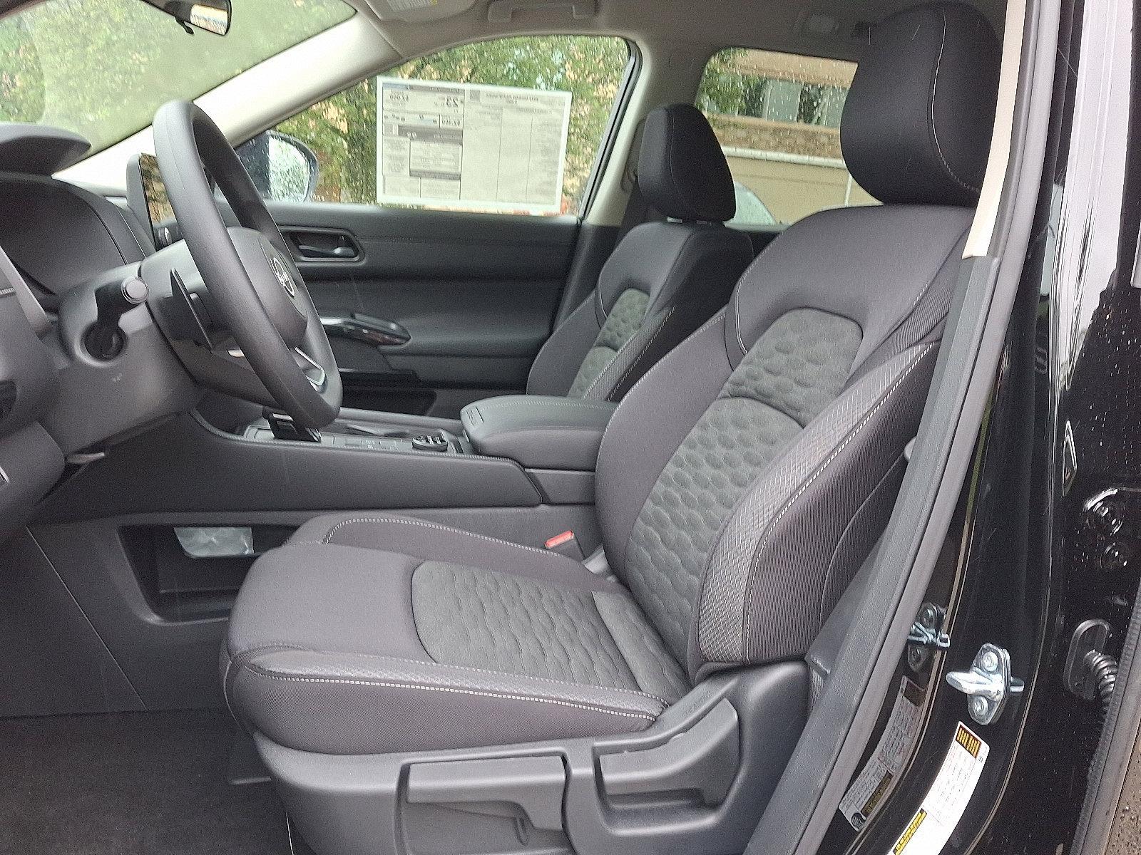 2025 Nissan Pathfinder Vehicle Photo in Jenkintown, PA 19046
