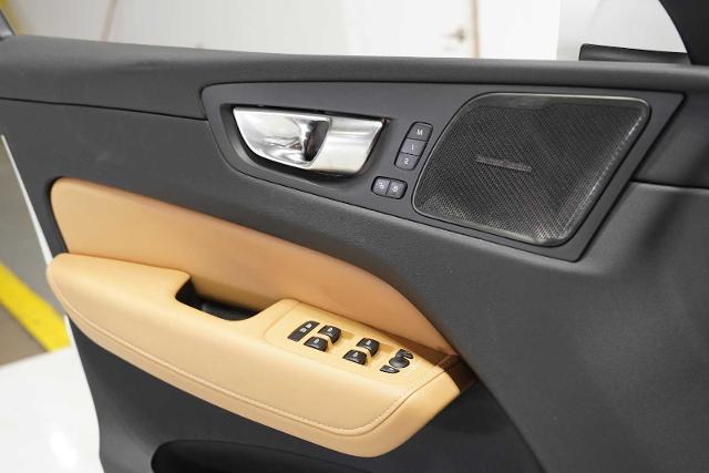 2022 Volvo XC60 Vehicle Photo in GRAPEVINE, TX 76051
