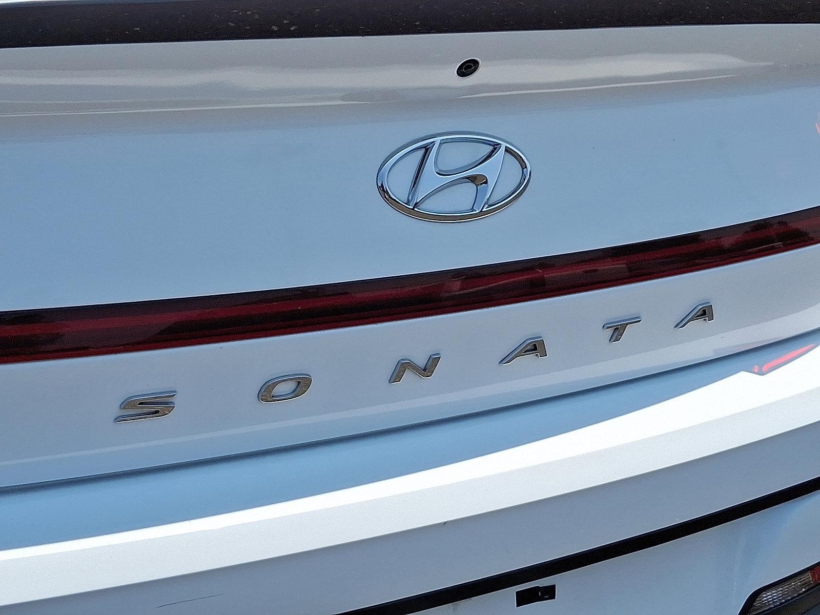 2023 Hyundai SONATA Hybrid Vehicle Photo in Trevose, PA 19053