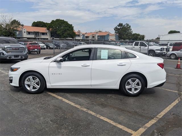 2019 Chevrolet Malibu Vehicle Photo in AURORA, CO 80012-4011