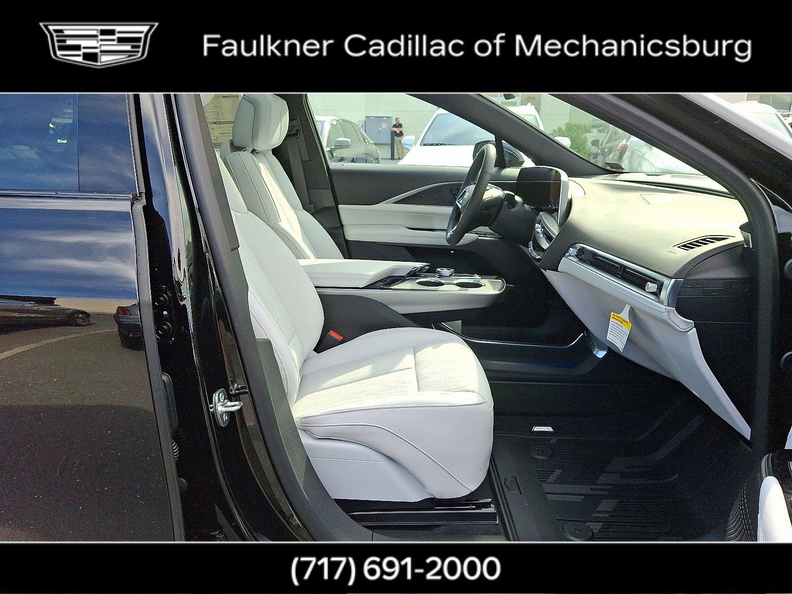 2025 Cadillac LYRIQ Vehicle Photo in MECHANICSBURG, PA 17050-1707