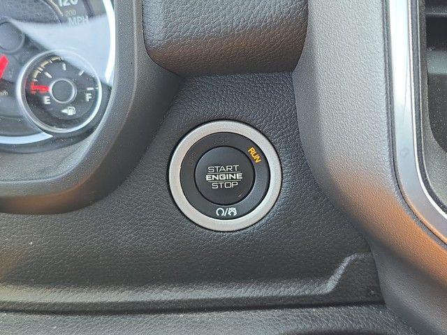 2022 Ram 1500 Vehicle Photo in Pleasant Hills, PA 15236