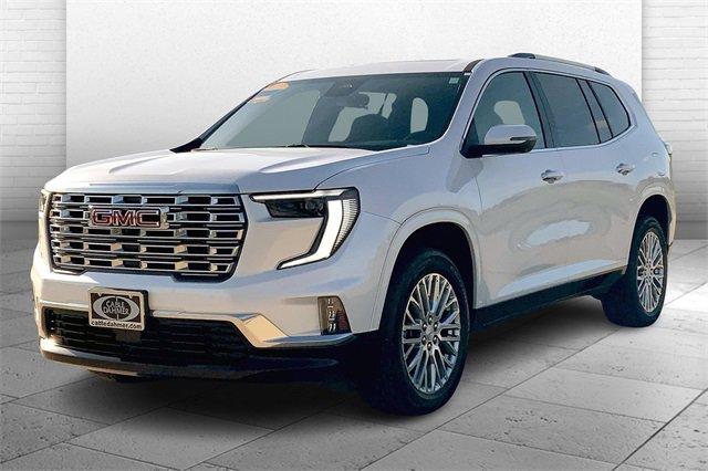 2024 GMC Acadia Vehicle Photo in TOPEKA, KS 66609-0000