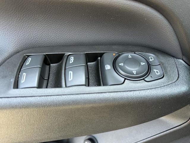 2022 Chevrolet Equinox Vehicle Photo in Roslyn, NY 11576