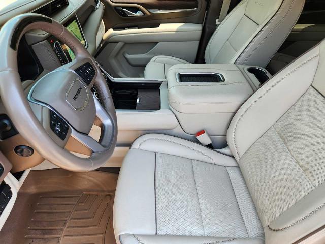 2023 GMC Yukon Vehicle Photo in DENTON, TX 76210-9321