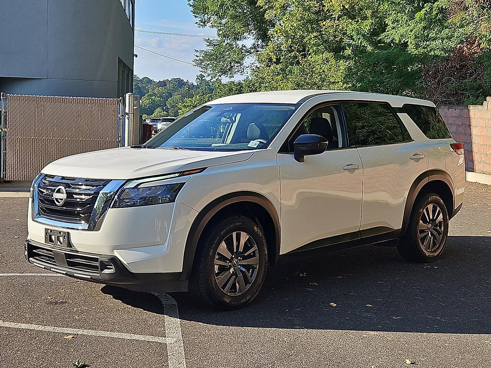 2023 Nissan Pathfinder Vehicle Photo in Jenkintown, PA 19046