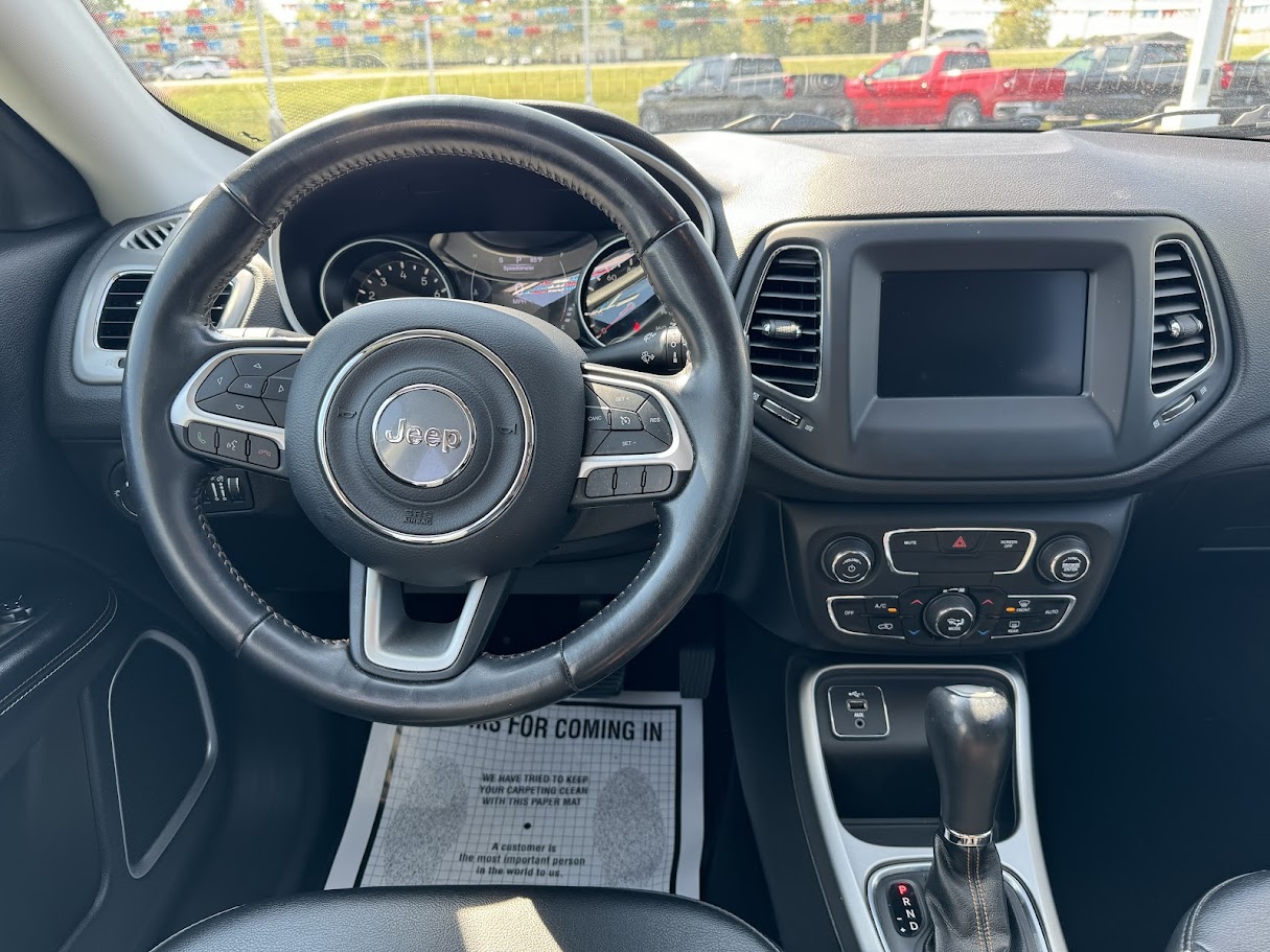 2019 Jeep Compass Vehicle Photo in BOONVILLE, IN 47601-9633