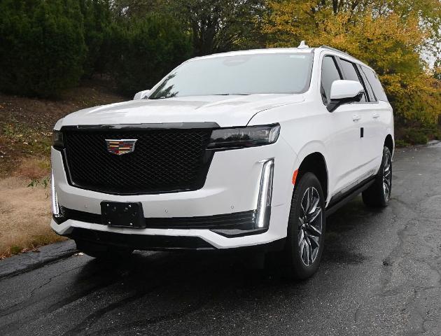 2024 Cadillac Escalade ESV Vehicle Photo in NORWOOD, MA 02062-5222